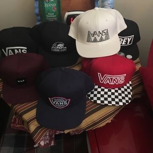 Bundle of men’s SnapBack vans hats